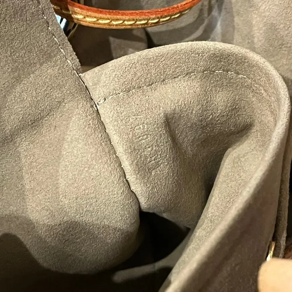 LOUIS VUITTON Ursula Black Monogram Multicolore Canvas Bag